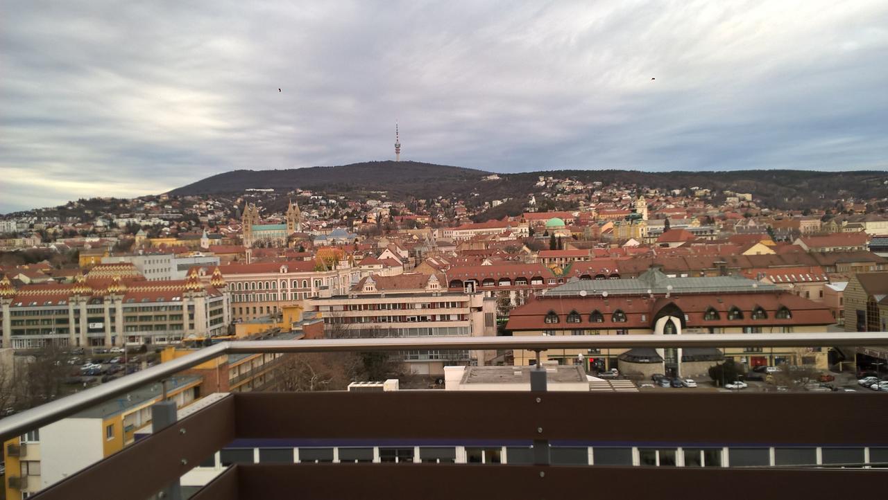 Panorama City Apartman Pécs Exterior foto