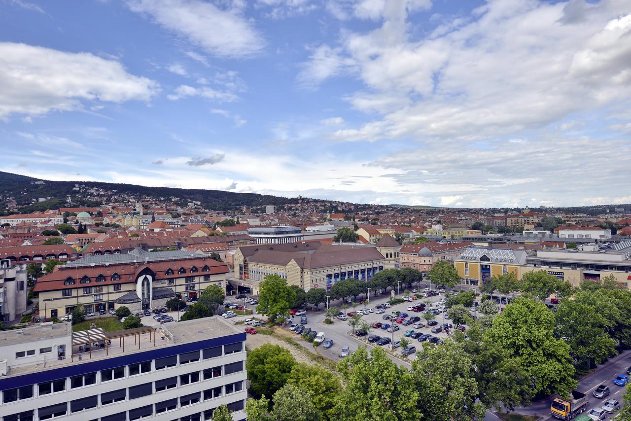 Panorama City Apartman Pécs Exterior foto